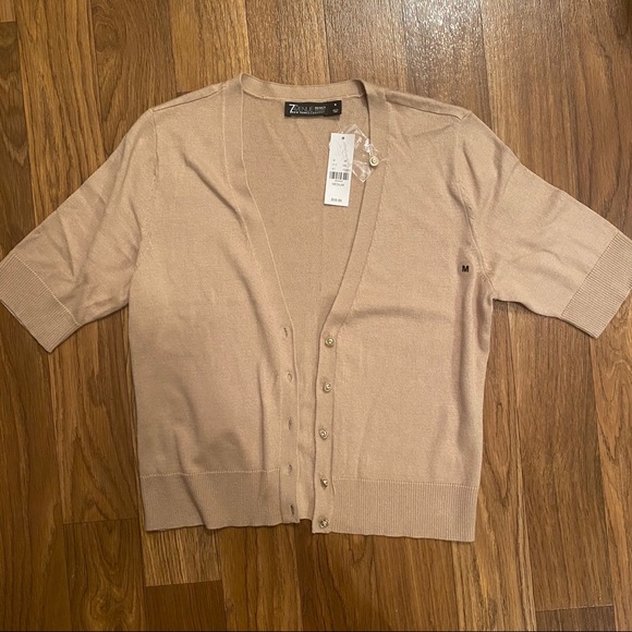 New York & Company Sweaters - NWT New York & Company Short Sleeve Cardigan